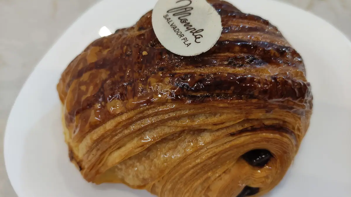 WRM Cakes – patisserie in Leicester town centre